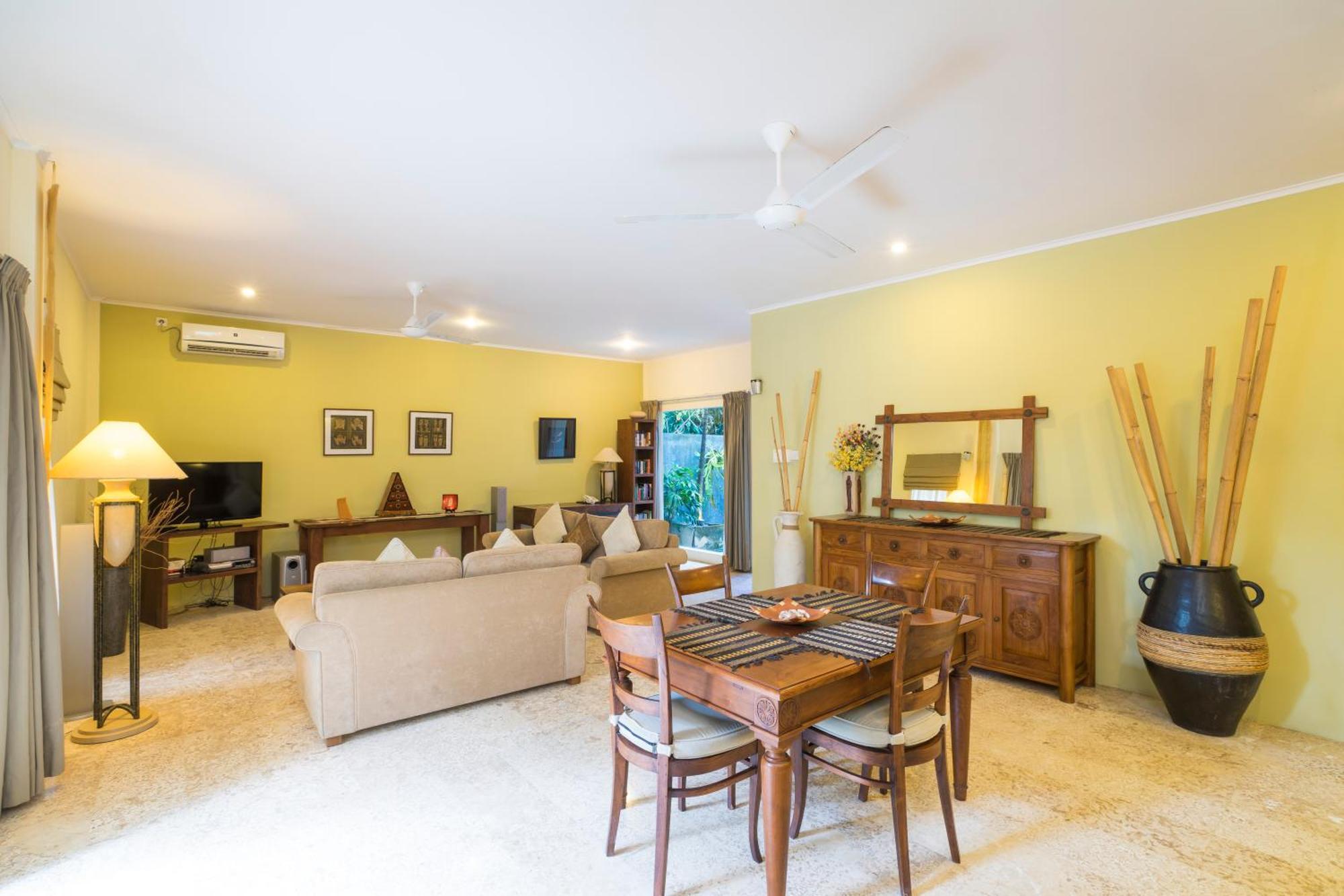 Beach Melati Apartments เลอกีอัน ภายนอก รูปภาพ